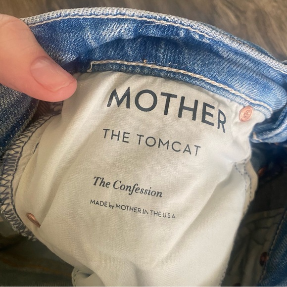 MOTHER The Tomcat Raw Hem Light Wash Jeans - Picture 2 of 8